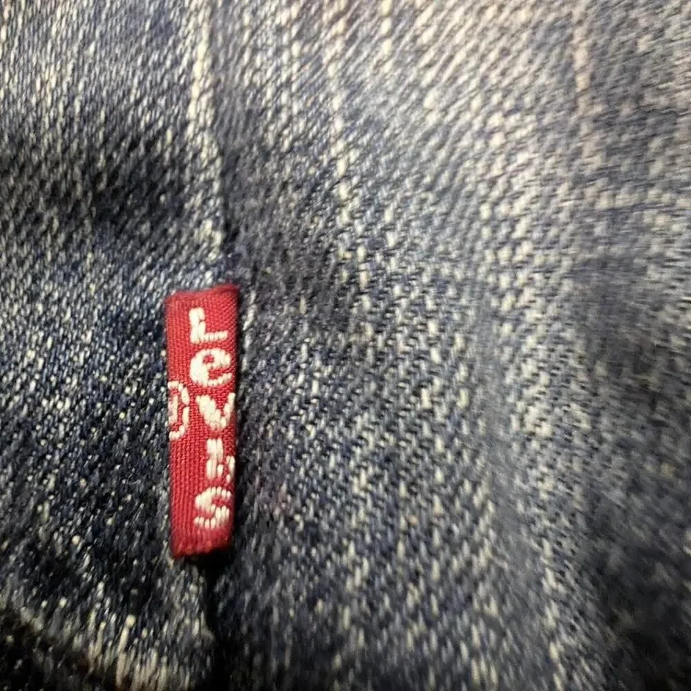 Vintage Levi’s Redloop 504 jeans in size 34x32. Rare Redloop